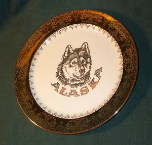 Alaska 10 1/4" Collector Plate Crest-O-Gold Sabin 22K Alaskan Malamute Sled Dog - Picture 1 of 2