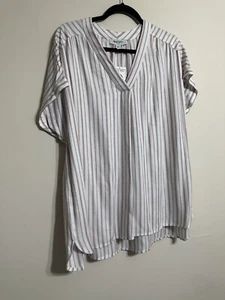 Nine West V-Neck Short Sleeve Boxy Top Verticle Strip Size XL - Picture 1 of 4