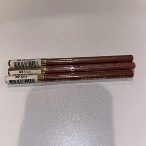 3 nuevos delineadores de labios de color Milani color llamativo en nude, especias, todos naturales - Imagen 1 de 4
