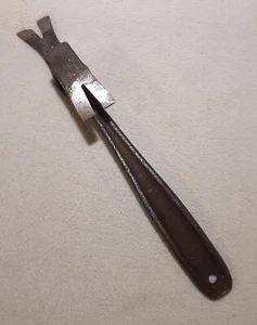 VINTAGE CRATE HAMMER PRY-BAR TOOL "BUY ONLY ARM & HAMMER SODA" - Picture 1 of 10