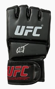 Dusko Todorovic Hand Signed UFC Glove UFC Autograph - Picture 1 of 1
