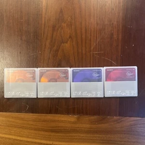 Set 4 mini dischi SONY MD multicolore ancora avvolti singolarmente - Foto 1 di 2