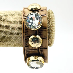 Kunstleder Armband klobig Strass gehämmert Nieten geprägt hellbraun - Bild 1 von 8