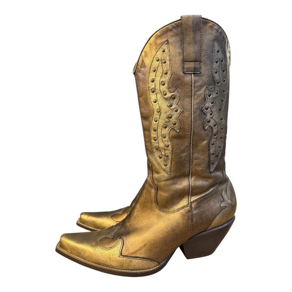 BCBGirls с заклепками Y2K ковбойские сапоги бронзовая кожа женщин размер 7 - Изображение 1 из 4