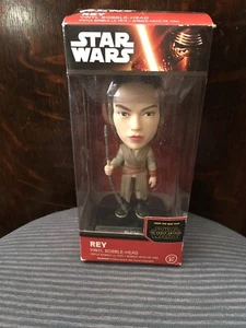 Funko WACKY WOBBLER BOBBLE-HEAD STAR WARS The Force Awakens Rey Vinyl Disney NIB - Picture 1 of 7