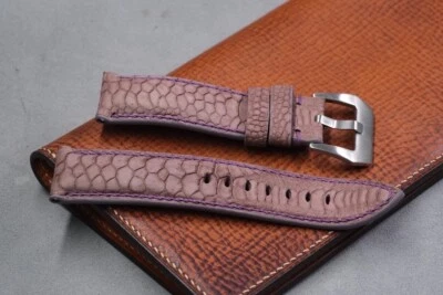 Correa de reloj hecha a mano con patas de pollo nobuck marrón Foto 1 de 4