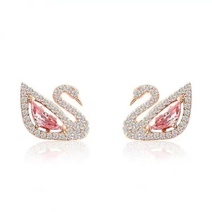 18k rose gold gf made with SWAROVSKI crystal swan pink pendant necklace small - Picture 1 of 9