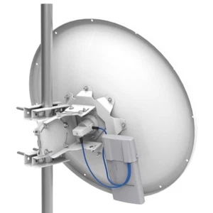 MikroTik MTAD-5G-30D3-PA MANT 30dBi 5Ghz MIMO Dual Chain Parabolic Dish Antenna - Picture 1 of 12