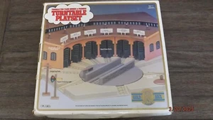 ERTL Gold Rail THOMAS THE TANK 1993 TURNTABLE PLAYSET w/ Box & Instructions - Picture 1 of 7