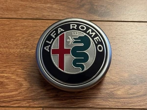 OEM 2017-2019 Alfa Romeo Giulia Front Bumper Grille Emblem Badge - Picture 1 of 5