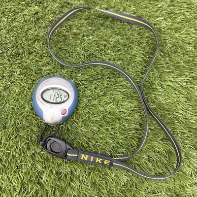 De colección Nike Minuteman Cronómetro 980 Lap Chrono Nike Logo Cordón Azul/Amarillo Foto 1 de 4