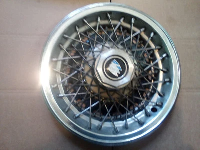 Cubierta de rueda tipo cable 14" Buick Century Regal 1980-1987 OEM  Foto 1 de 4