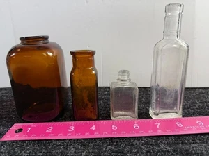 Botellas pequeñas antiguas, lote de 4 - Imagen 1 de 17