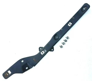 Piaggio MP3 125 Lower Foot Floor Board Footrest Fairing Panel Bracket Left 2007 - Picture 1 of 5