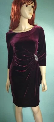 Vestido Alex Evenings Petite Talla 4P Borgoña Terciopelo Formal Fiesta Elástico  Foto 1 de 4