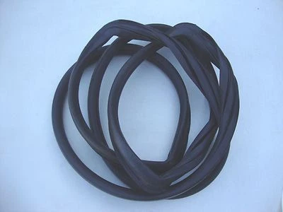 1962 1963   62 63  MERCURY METEOR WINDSHIELD SEAL NEW * - Imagem 1 de 4