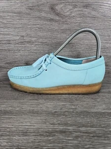 Clarks Originals Mujer Wallabees Azul Claro Como Nuevo Verde Azulado Cuero Nobuck Talla UK 6D - Imagen 1 de 17