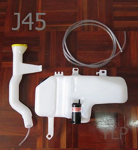 FOR 97 - 05 NISSAN NAVARA D22 WINDSHIELD WASHER BOTTLE TANK NEW - Picture 1 of 4