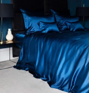 NWT Gingerlily London 100% Mulberry Silk Solid QUEEN Flat Sheet Navy - Picture 1 of 4