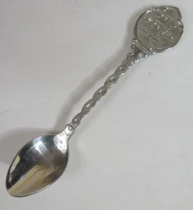 Hotel Shilla Vintage Souvenir Spoon - Seoul, South Korea, 4-3/4" - Picture 1 of 5