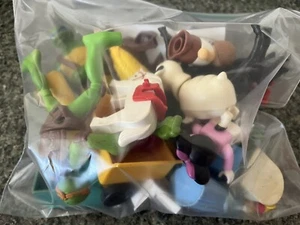 Misc Small Toy Accessories And Mix Lot Random 1 Lb Bag - Picture 1 of 8