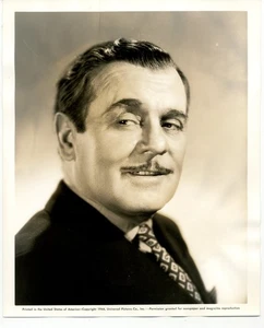 GHOST CATCHERS 1944 #45AD Leo Carrillo Portrait UNIVERSAL SNIPE - Bild 1 von 2