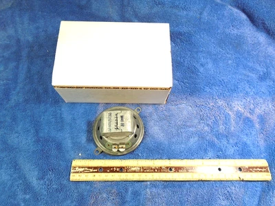 1 NOS DELCO RADIO 3.5" DOOR  DASH SPEAKER 16003523  OLDSMOBILE CADILLAC  10 OHM - Image 1 of 4