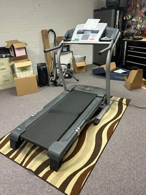 Cinta de correr nordicktrac c2255 con chips de programa Foto 1 de 2