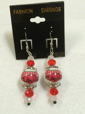UNIVERSITY ARKANSAS EARRINGS GLASS BEAD JEWELRY COLLEGE FOOTBALL RAZORBACKS LOGO Cover