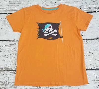 MINI BODEN 11 12 Boys Orange Pirate Skull Flag Short Sleeve Applique Tee DC-TT20 - Image 1 of 3