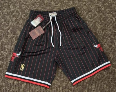 Men’s Chicago Bulls NBA Mitchell & Ness Authentic Swingman Shorts Size Medium🔥 - Image 1 of 4