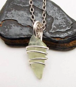 Prehnite bedingungslose Liebe Anhänger in Sterlingsilber #2 - Bild 1 von 3