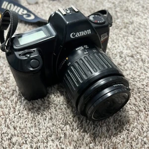 Canon EOS Rebel II Vintage Retro SLR Film Camera, Flash, 2 Lenses - Picture 1 of 13