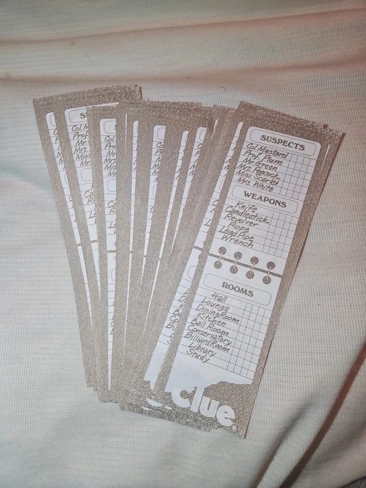 Seis almohadillas - Juego de mesa de pistas - NUEVO - Almohadillas de notas de detective de repuesto - Almohadillas de pistas Foto 1 de 1