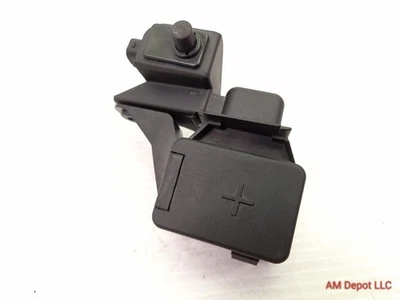 2002 BMW 330ci 330i 325i 325ci E46 B+ Battery Jump Start Ignition Base Terminal  - Image 1 of 4