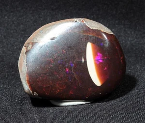 56.9 ct Precious Chocolate & White Opal from Mezezo, Ethiopia (stable old stock) - Picture 1 of 8