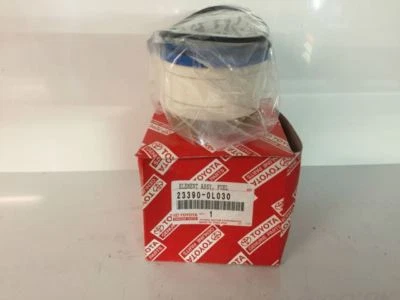 Genuine Toyota Hilux Fuel Filter - Image 1 of 2