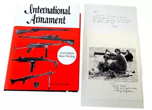 INTERNATIONALE BEWAFFNUNG Buch 2. Auflage 2002 mit Autor Foto Autogramm Notiz - Bild 1 von 11