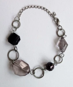 BEAD BRACELET - Picture 1 of 4