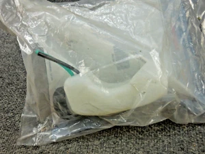 Nuevo conjunto de tanque de combustible de gasolina MTD 753-06183 genuino de fábrica sellado OEM - Imagen 1 de 2