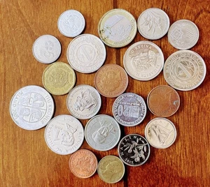 Junk Drawer Lot Of 20 Foreign Coins 2000’s Random Countries - Picture 1 of 2