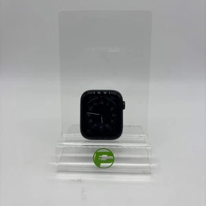 Unlocked Apple Watch Series 5 44MM Black Aluminum A2095 Face Only - Photo 1 sur 6