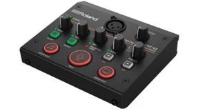 NEW Roland UVC-02 Web Presentation Dock Pro A/V - Picture 1 of 4