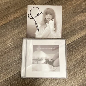 Tortured Poets Department CD Bonus Track The Manuscript with Hand SIGNED Photo - Picture 1 of 4