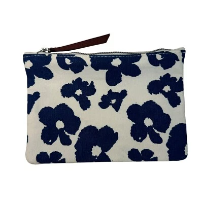 Bolsa Ipsy branca e azul floral flores abril 2023 maquiagem cosméticos lona - Imagem 1 de 3