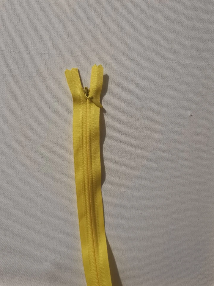YELLOW Invisible Zips, 20" Pack of 10, zippers for dress, skirts, cushions - Image 1 of 1