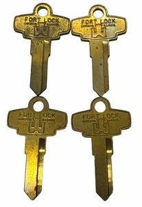 Lot Of 4 Fort Lock Vintage Key 752 Fort Lock Chicago USA "Fort / Castle Logo" - Picture 1 of 6