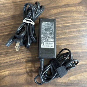 Genuine Toshiba Laptop Charger AC Adapter Power Suply PA3917U-1ACA 19V 3.42A 65W - Picture 1 of 2