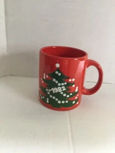 Waechtersbach Christmas Mug 1982 Red W/Green Tree - Ceramic Mug- W. Germany NEW - Picture 1 of 6