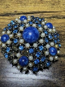 Signed Weiss Faux Lapis Pearl Rhinestone Brooch Missing Some Stones - Picture 1 of 4